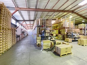 1145 Rue Des Mettanies, Pontcharra for lease Building Photo- Image 1 of 1