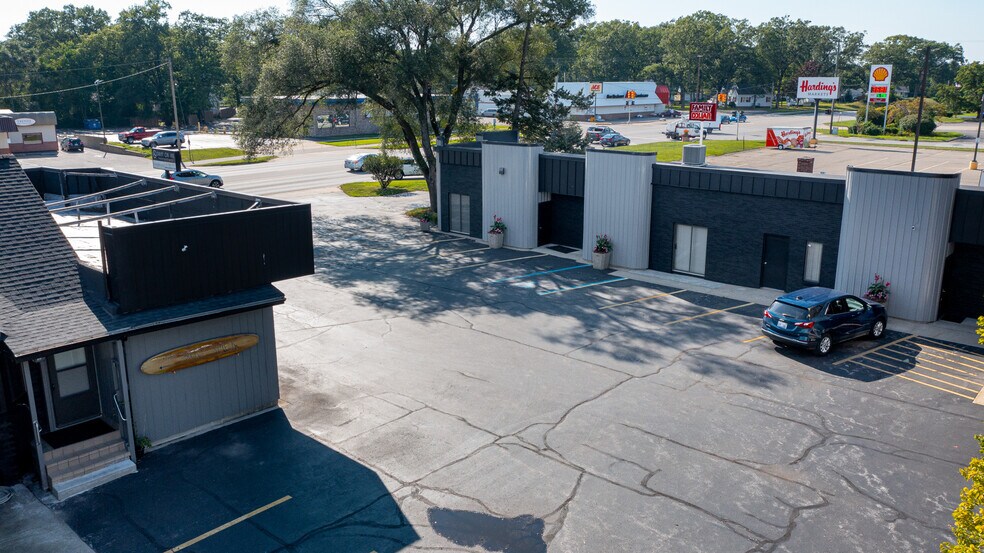 440 Whitehall Rd, Muskegon, MI for sale - Building Photo - Image 1 of 1
