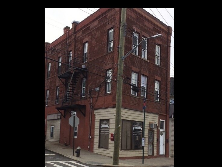 1740 Richmond Ter, Staten Island, NY for sale Building Photo- Image 1 of 1
