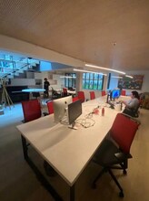 Coworking Space in Paris for lease Interior Photo- Image 2 of 7