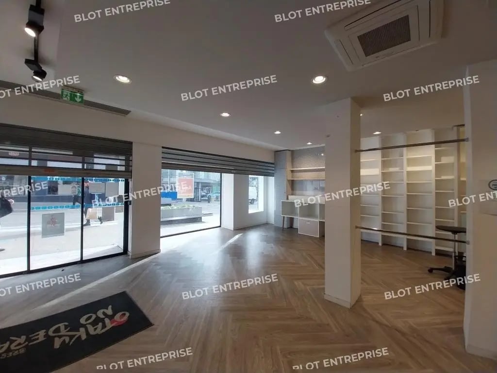 Retail in Brest for lease Interior Photo- Image 1 of 8