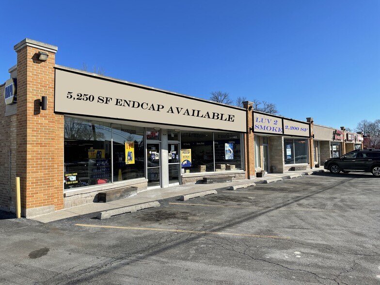 82106 E Dundee Rd, Wheeling, IL 60090 Retail for Lease