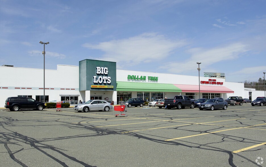 810 Newbury St, Danvers, MA 01923