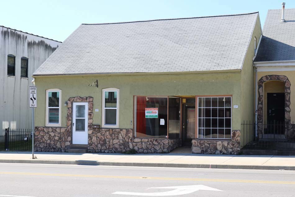 227 N Illinois St, Belleville, IL 62220