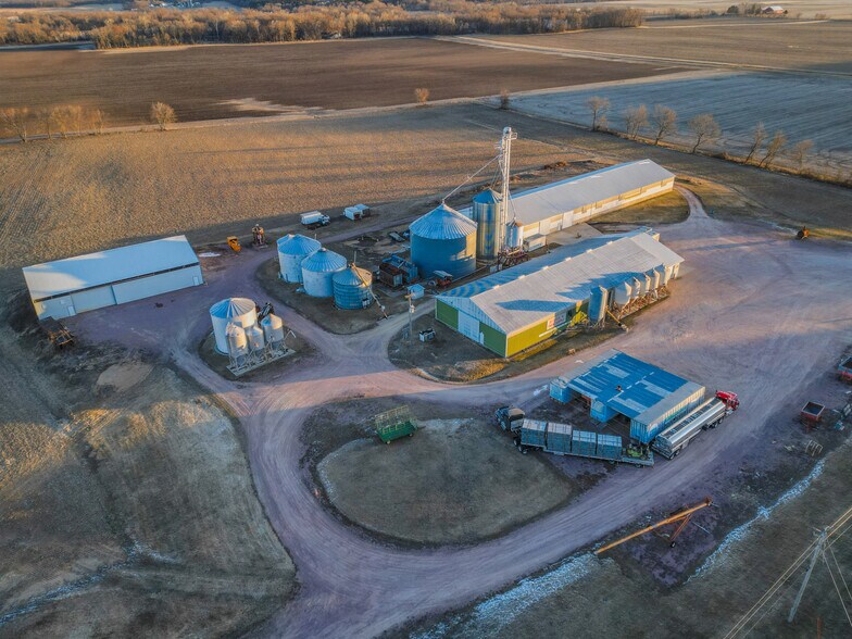 W11942 Highway 33, Portage, WI 53901 Industrial for Sale