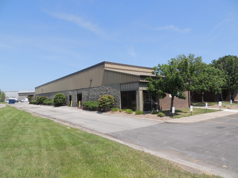 13336 Industrial Rd, Omaha, NE 68137 | LoopNet