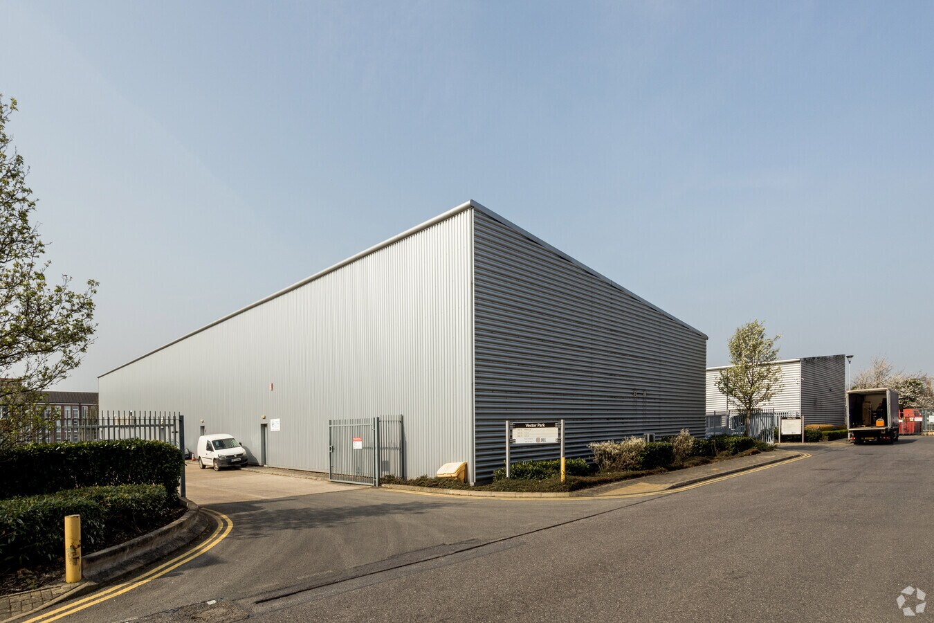 Forest Rd, Feltham, LND TW13 7DY