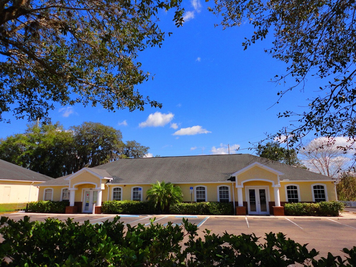 6937 Medical View Ln, Zephyrhills, FL 33542 Office for Sale