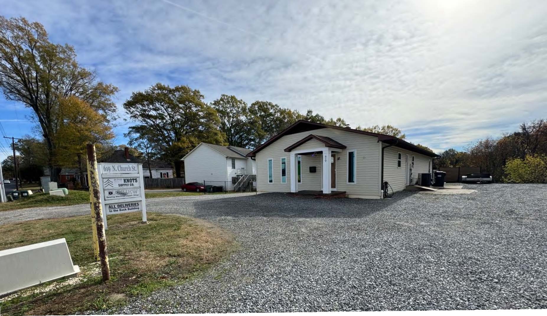 619 N Church St, Mooresville, NC for lease Primary Photo- Image 1 of 8