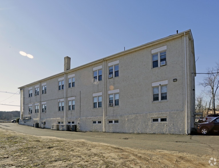 300 Buckelew Ave, Jamesburg, NJ for sale - Building Photo - Image 3 of 3