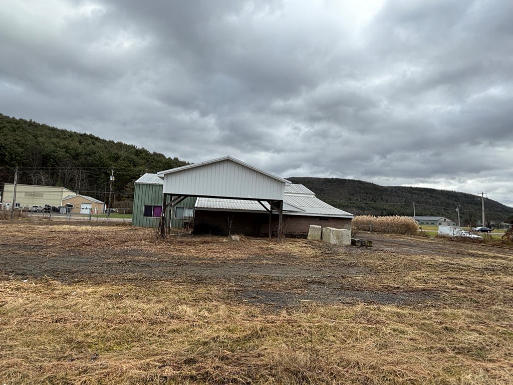 4639 Meads Creek Rd, Painted Post, NY for sale Primary Photo- Image 1 of 1