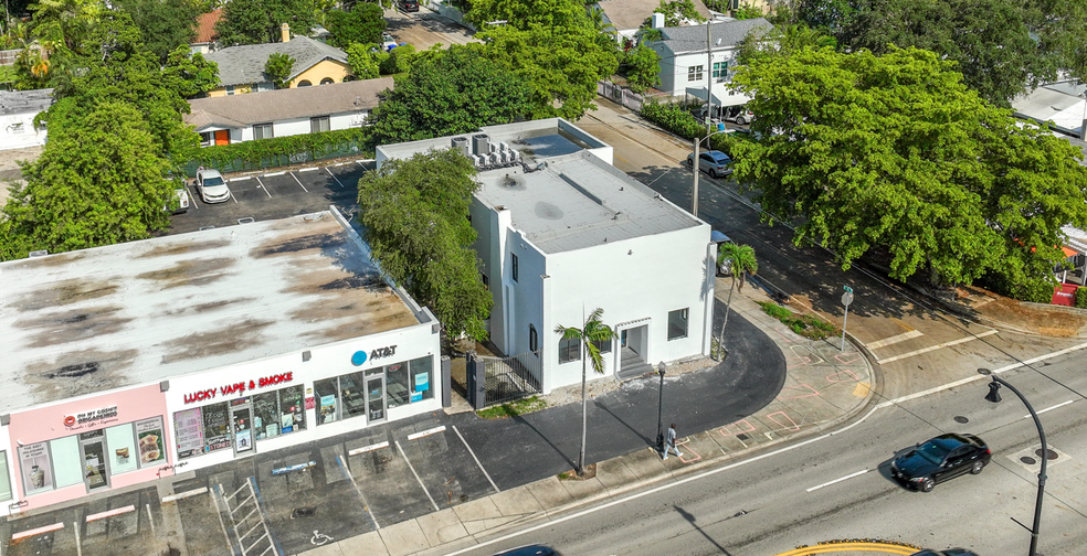 6928 Biscayne Blvd, Miami, FL for sale - Building Photo - Image 2 of 12