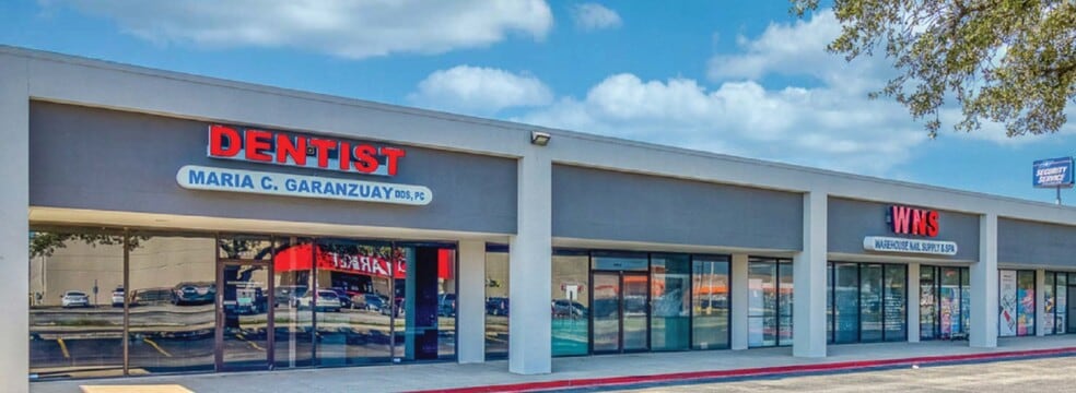 4941-4977 Walzem Rd, San Antonio, TX for lease - Building Photo - Image 3 of 4