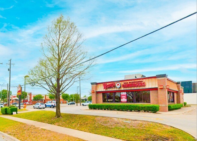200 W Spring Valley Rd, Richardson, TX for sale - Building Photo - Image 1 of 1
