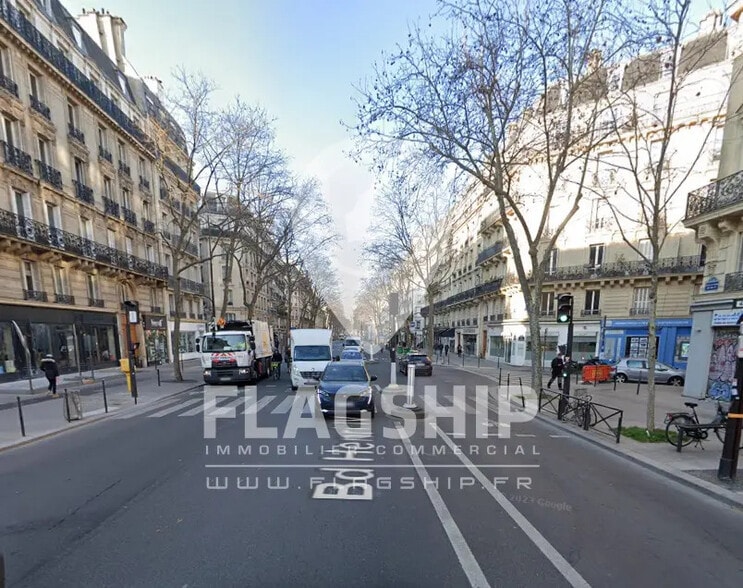 Retail in Paris for lease - Building Photo - Image 2 of 3