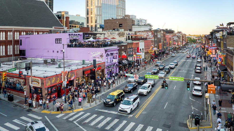 144 2nd Ave N, Nashville, TN for sale - Building Photo - Image 3 of 10