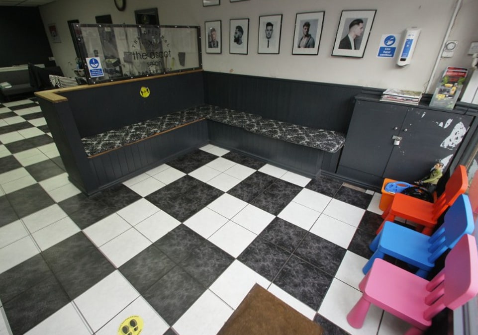 22 Whitby Rd, Ellesmere Port for lease Interior Photo- Image 1 of 3