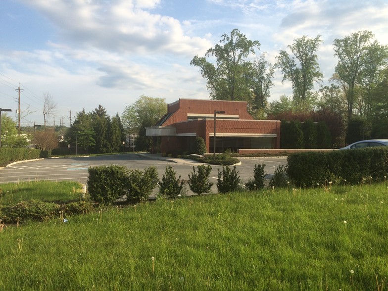 19501 Frederick Rd, Germantown, MD for lease - Building Photo - Image 2 of 3