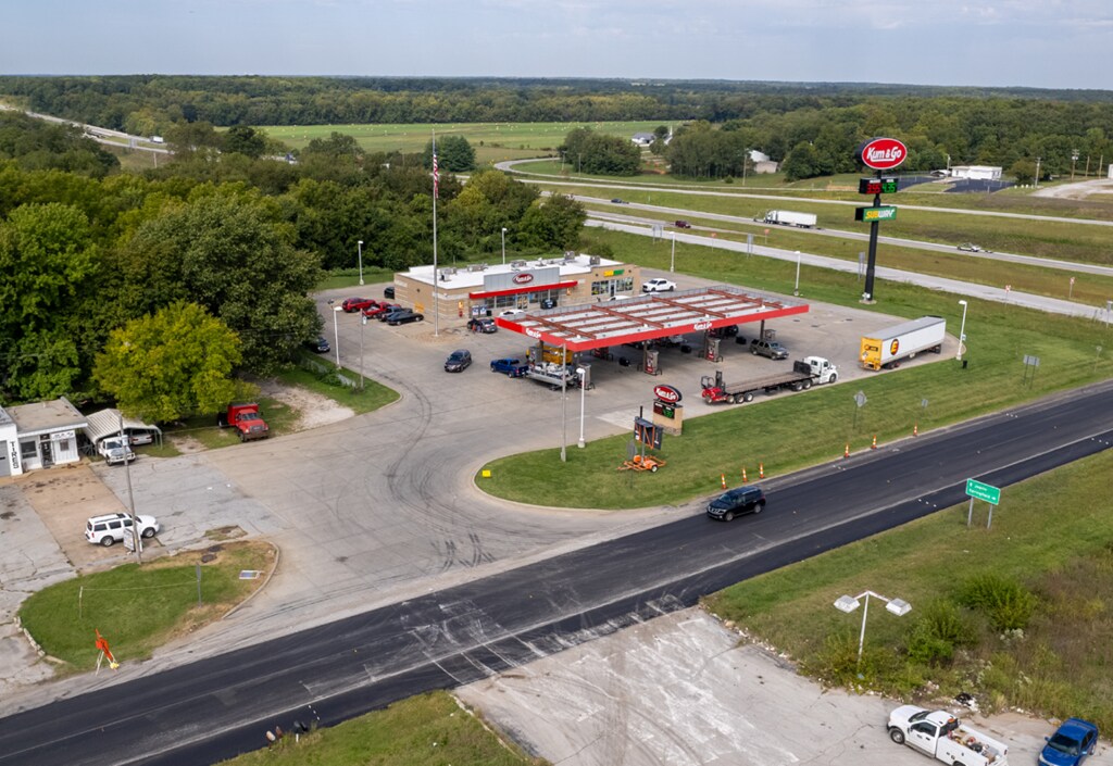 2577 High St, Sarcoxie, MO 64862