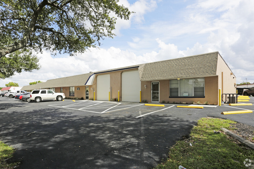 1013-1017 SE 12th Ave, Cape Coral, FL for lease - Building Photo - Image 2 of 46