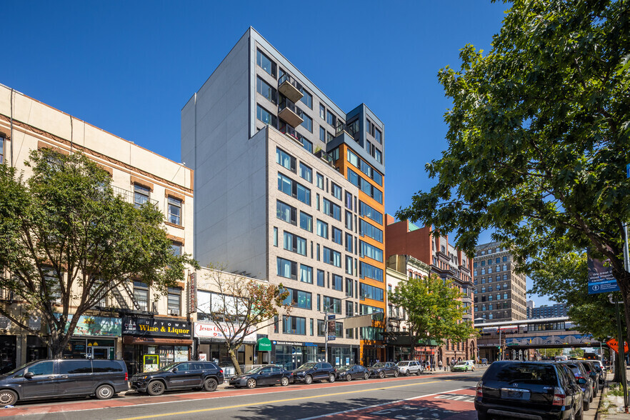 69 E 125th St, New York, NY for lease - Building Photo - Image 1 of 12