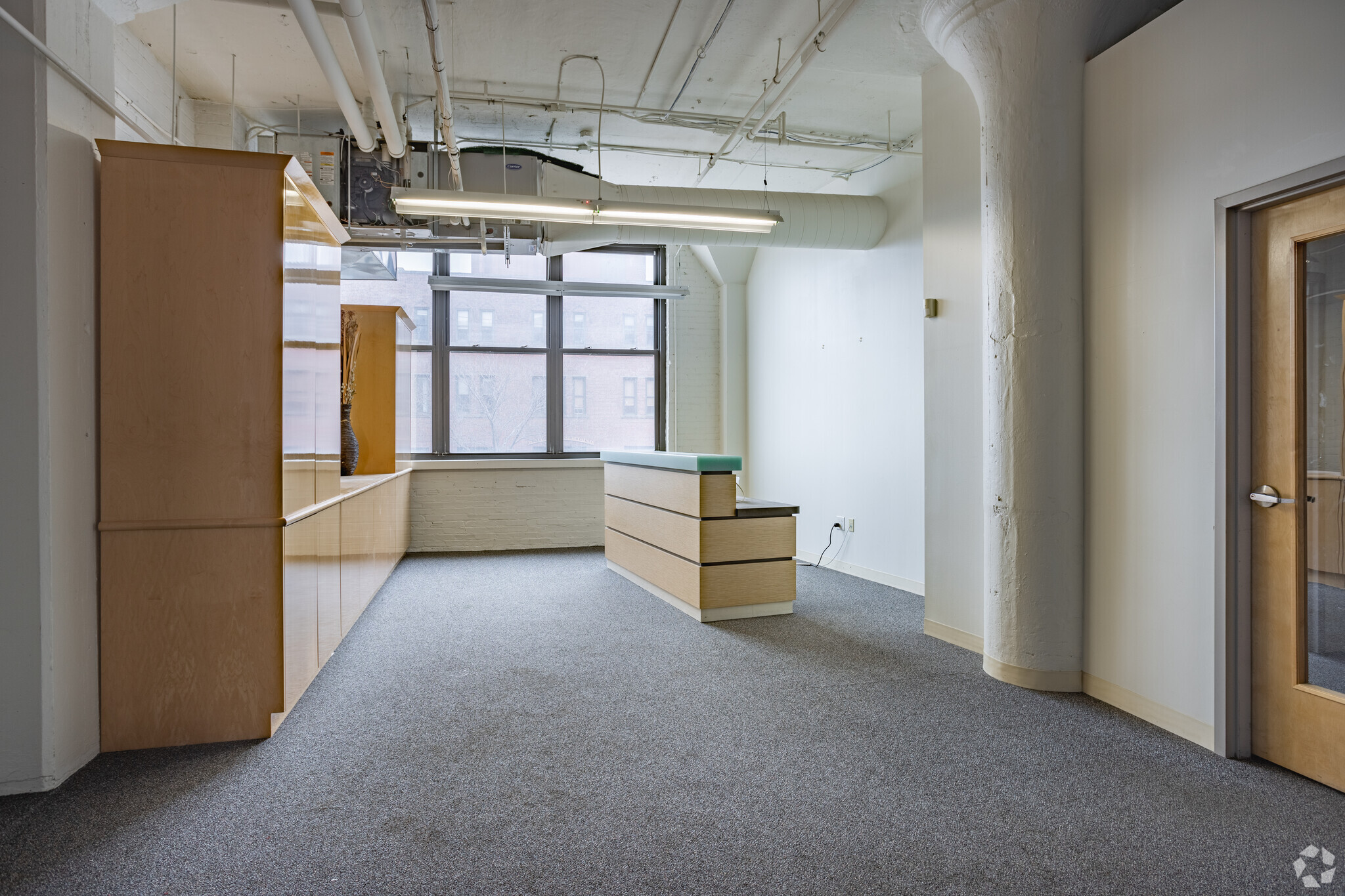 1138 W 9th St, Cleveland, OH for lease Interior Photo- Image 1 of 11