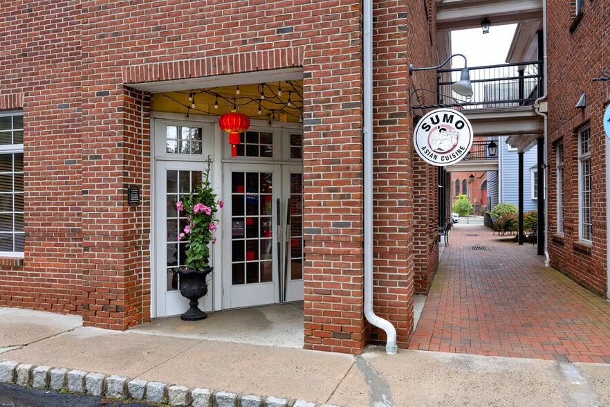 12 S Main St, Pennington, NJ for sale - Primary Photo - Image 1 of 10