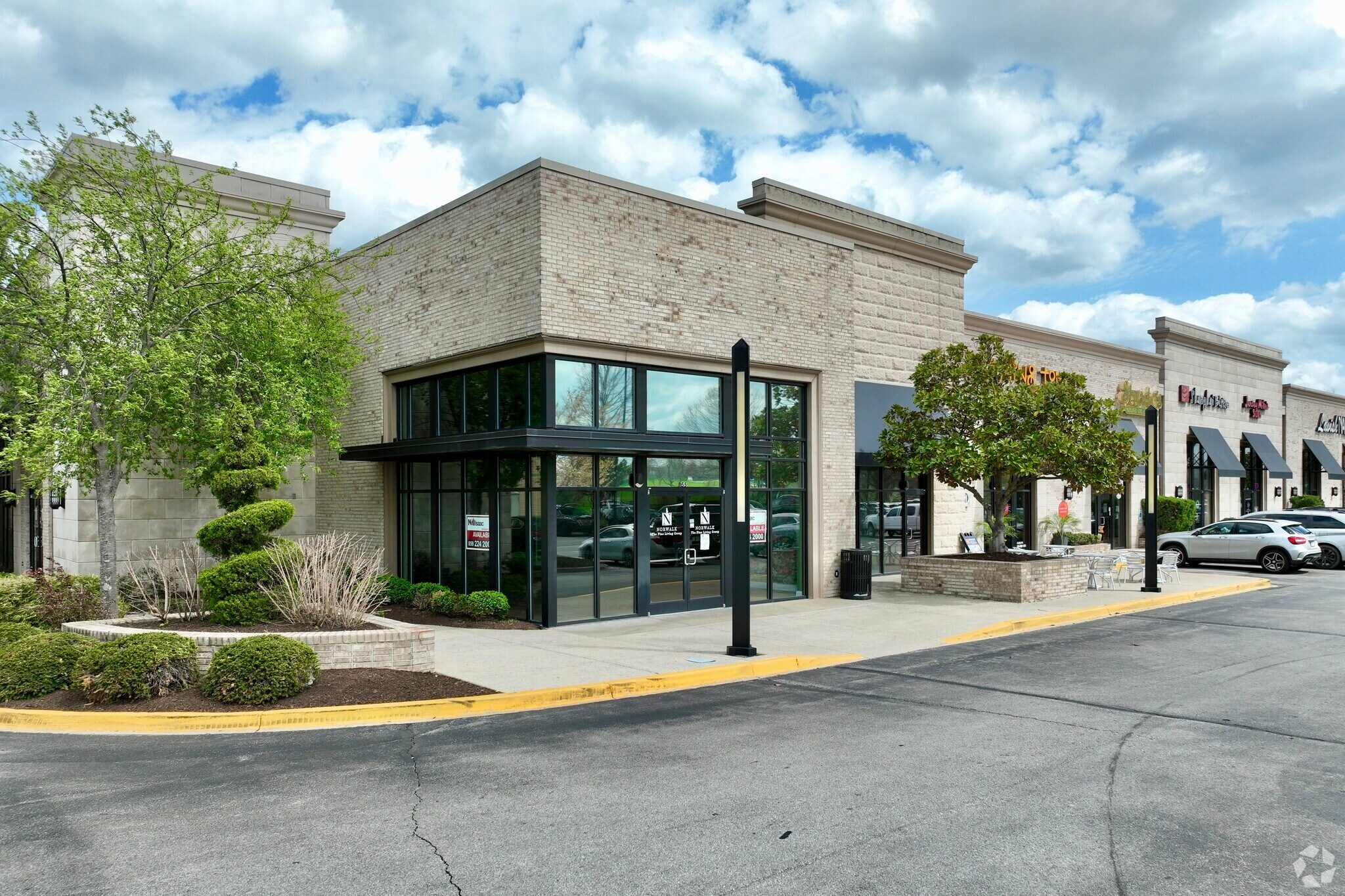 2200 War Admiral Way, Lexington, KY for sale Primary Photo- Image 1 of 1