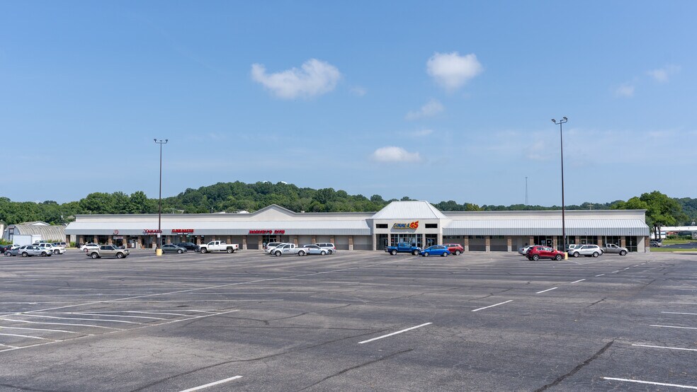 814 W College St, Pulaski, TN for sale - Building Photo - Image 1 of 1