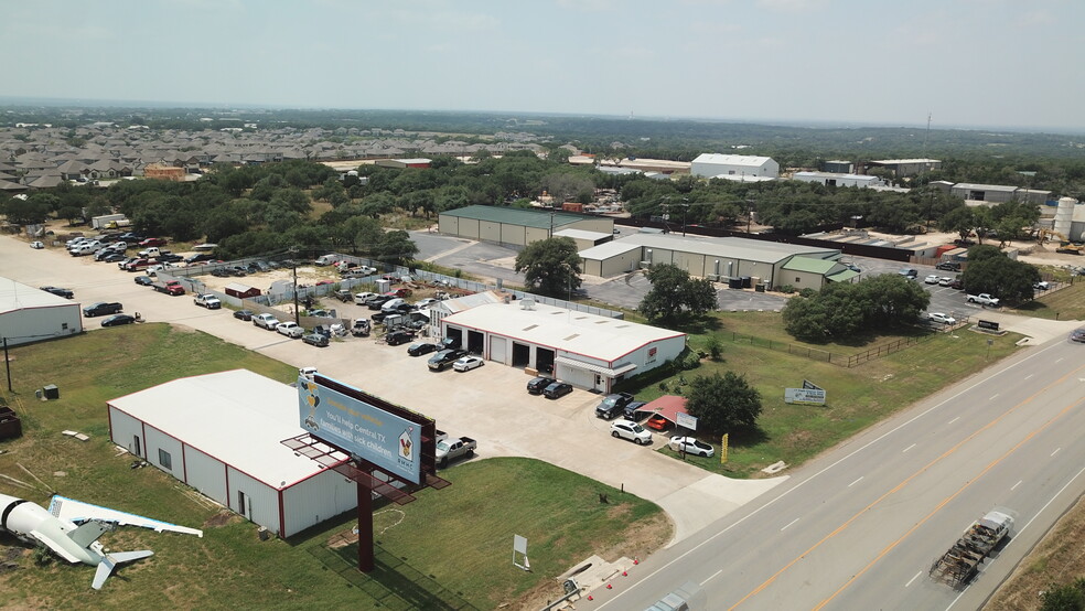 939 N Highway 183, Liberty Hill, TX for sale - Primary Photo - Image 1 of 1