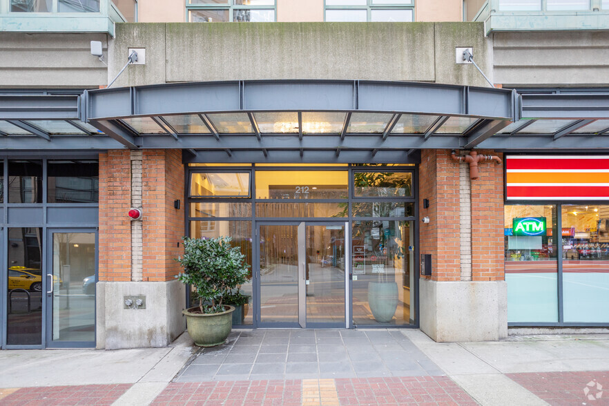 1207 Pacific Blvd, Vancouver, BC for sale - Building Photo - Image 3 of 7