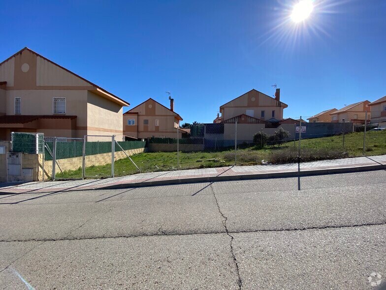 Land in Valdemorillo, Madrid for sale - Building Photo - Image 3 of 3
