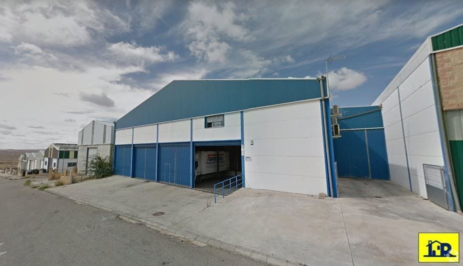 Industrial in Montalbo, Cuenca for lease - Primary Photo - Image 1 of 1
