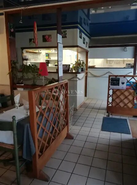 Retail in Rochefort for sale Interior Photo- Image 1 of 4