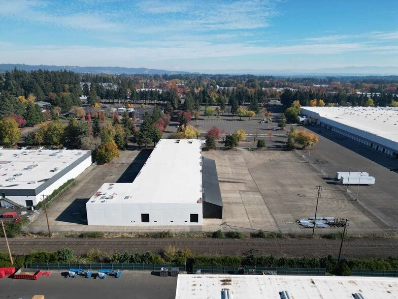 29125 SW Casting St, Wilsonville, OR for lease - Building Photo - Image 3 of 6