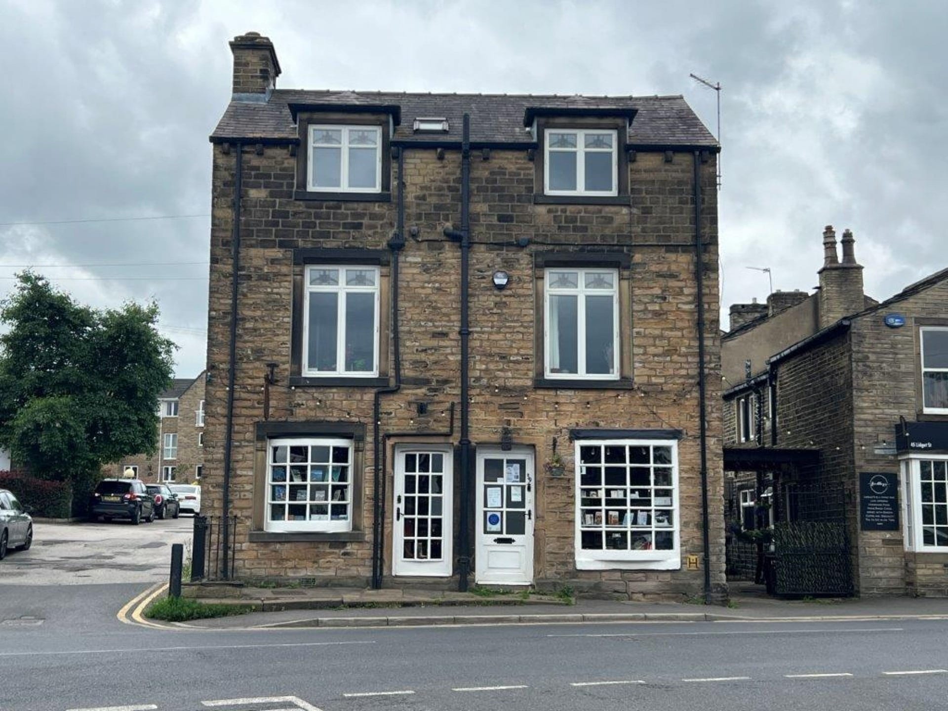 37-39 Lidget St, Huddersfield for sale Primary Photo- Image 1 of 1