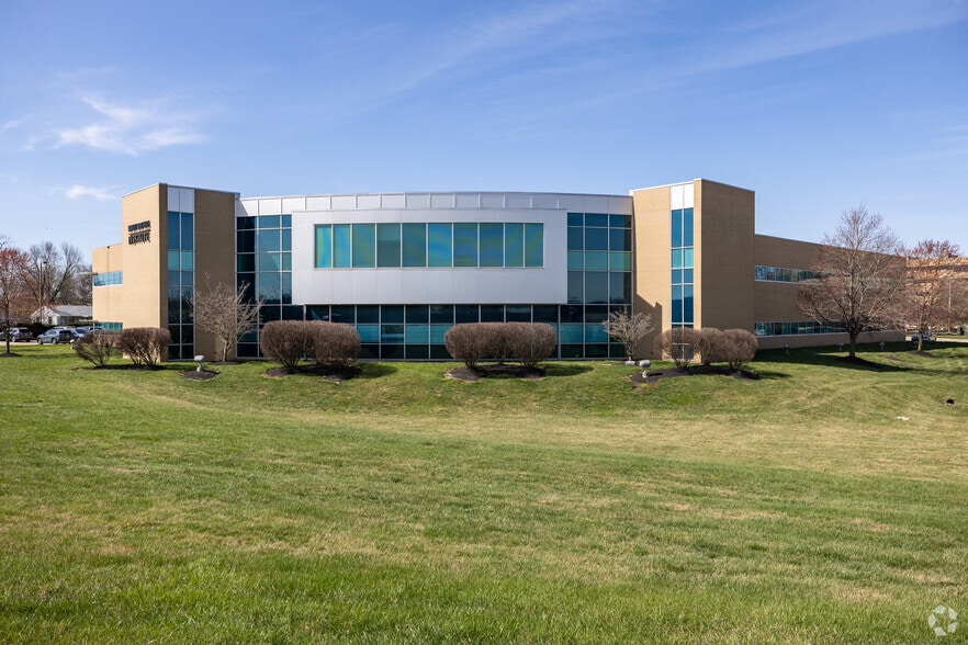 5000 Springfield St, Dayton, OH for lease - Building Photo - Image 3 of 9