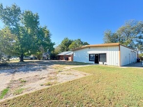 116 N 2nd St, Noble, OK for lease Building Photo- Image 2 of 22