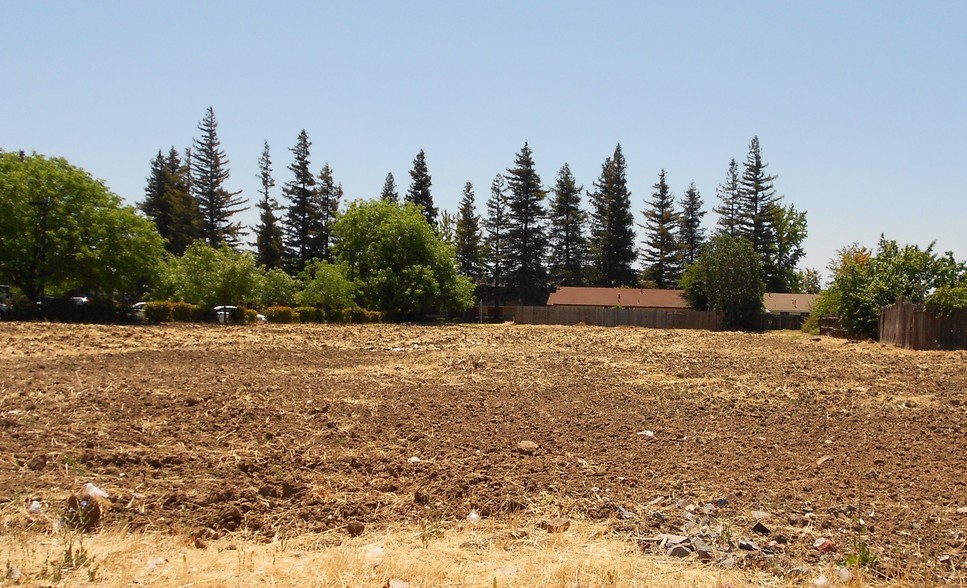 Florin Road & 24th St Bypass, Sacramento, CA for sale - Primary Photo - Image 1 of 1