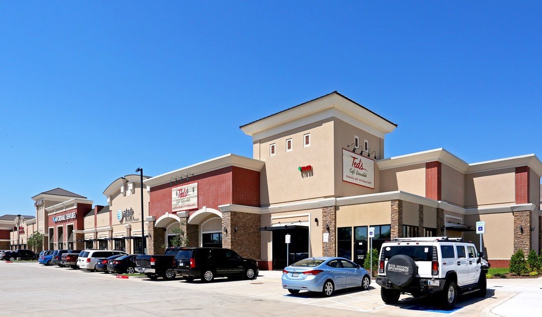 S Sooner Rd, Del City, OK for lease Building Photo- Image 1 of 3