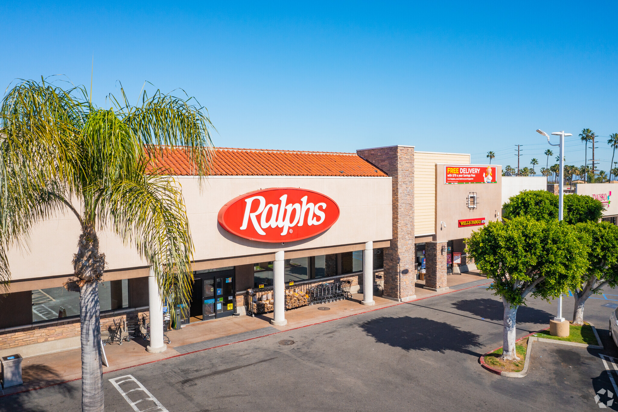 1930-1946 N Lakewood Blvd, Long Beach, CA for lease Primary Photo- Image 1 of 7