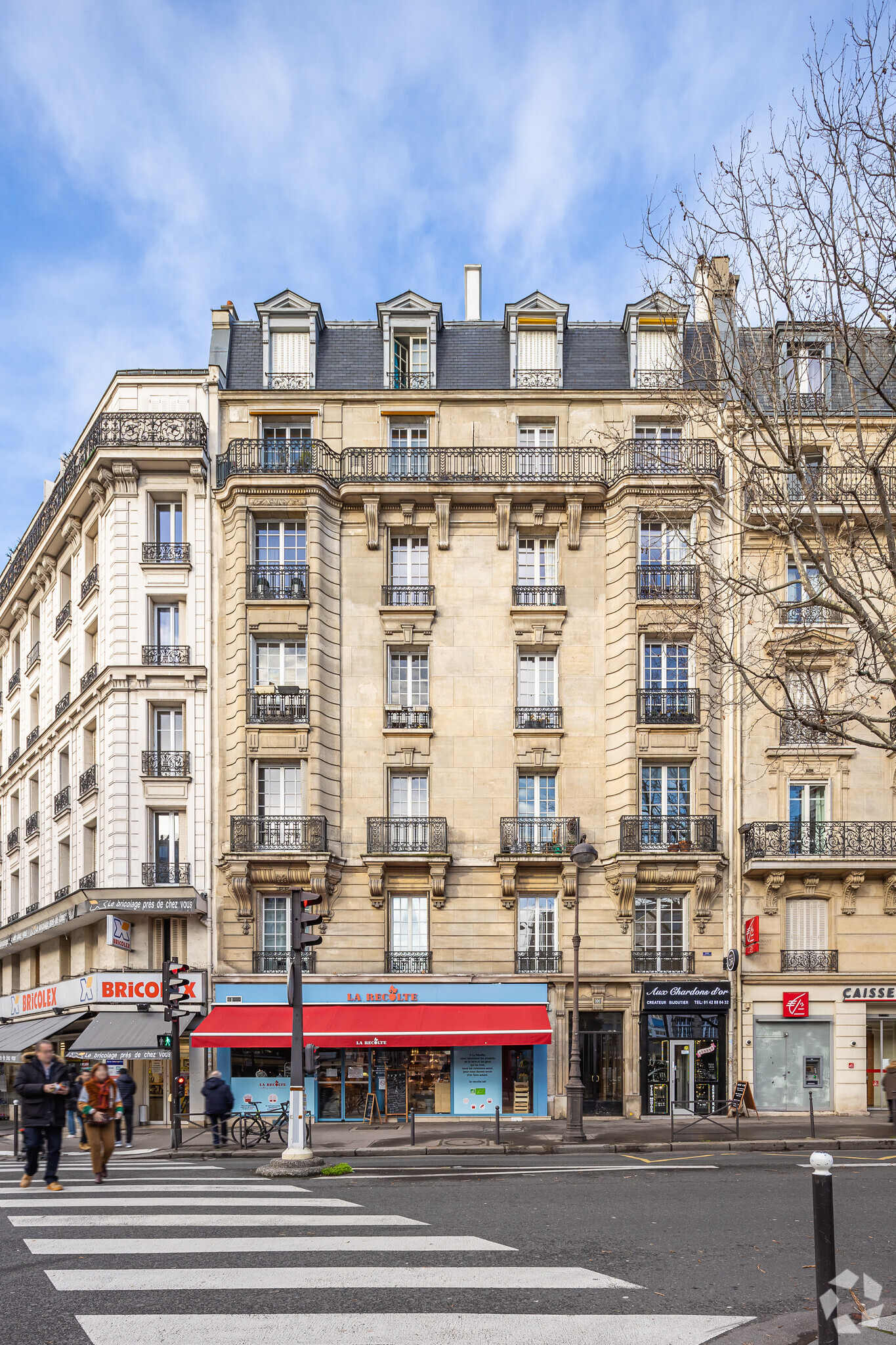 Multifamily in Paris for sale Primary Photo- Image 1 of 4