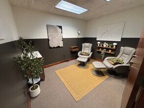 7901-7909 Schatz Pointe Dr, Centerville, OH for lease Interior Photo- Image 2 of 5