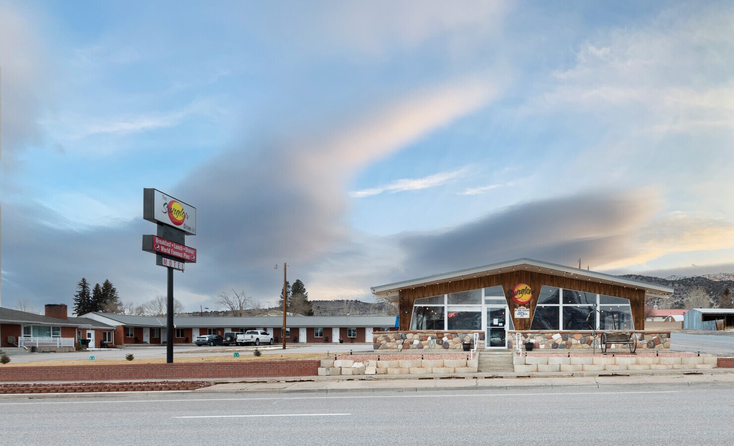 63 E Main St, Bicknell, UT 84715