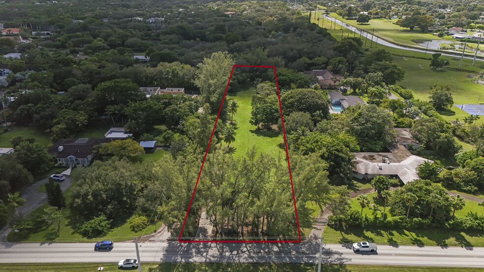 9840 SW 104th St, Miami, FL for sale - Building Photo - Image 2 of 29