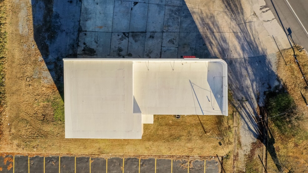 811 W Constance Rd, Suffolk, VA for sale - Building Photo - Image 3 of 26