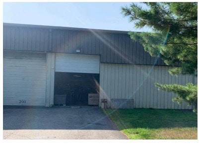 19 Lukens Dr, New Castle, DE for lease Building Photo- Image 1 of 5