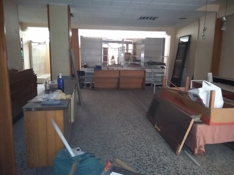 Retail in Ontinyent for lease - Building Photo - Image 3 of 10