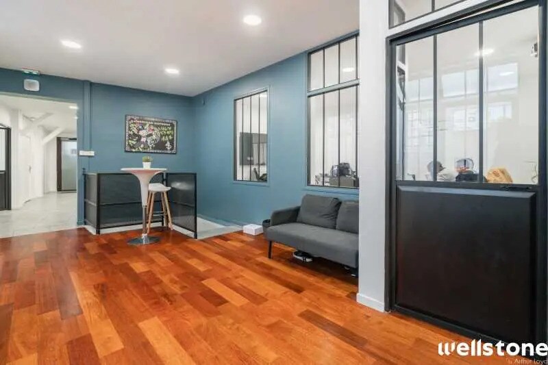 Office in Paris for lease - Building Photo - Image 2 of 13