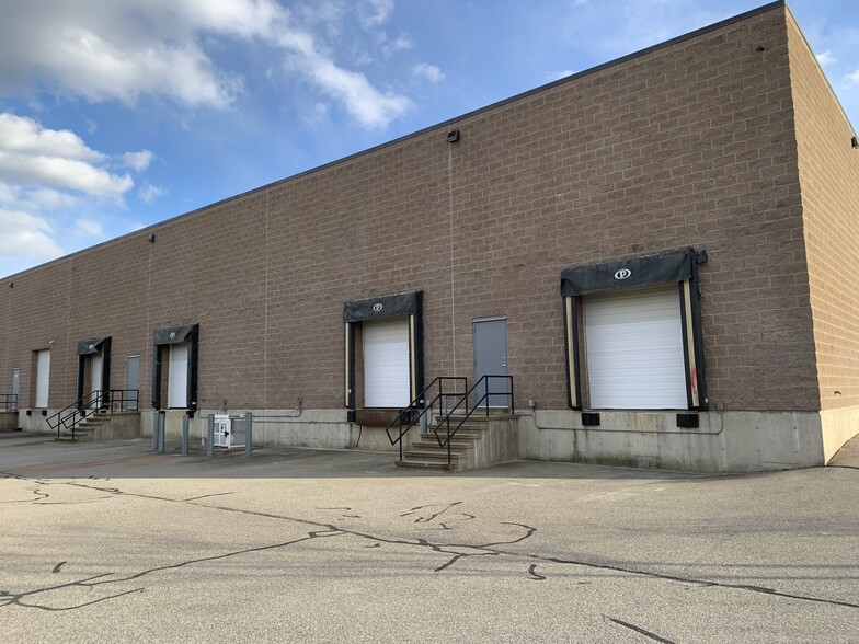 190-200 Pleasant St, Rockland, MA for lease - Building Photo - Image 2 of 23